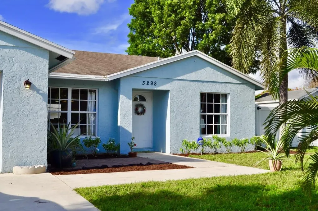 3298 Artesian Drive Lake Worth FL 33462