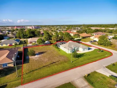 509 SW Halkell Avenue Port St Lucie FL 34953