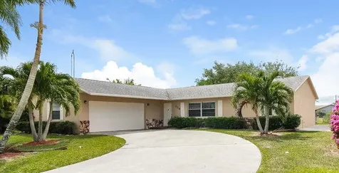 138 Dove Circle Royal Palm Beach FL 33411