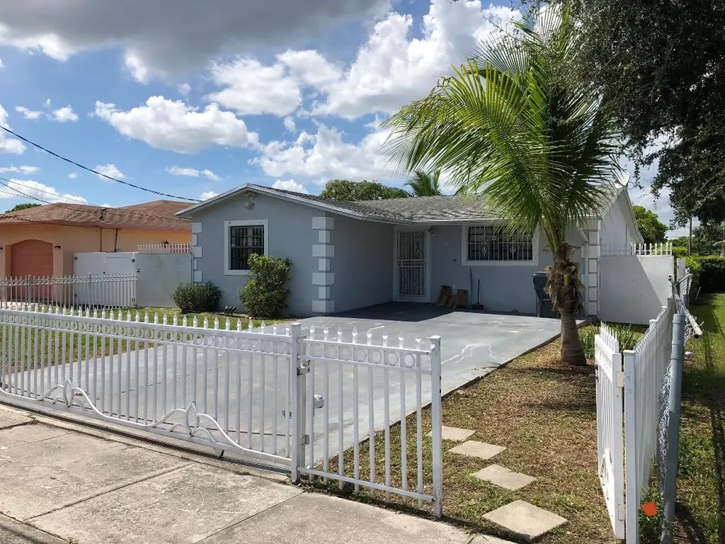 5705 Fletcher Street Hollywood FL 33023