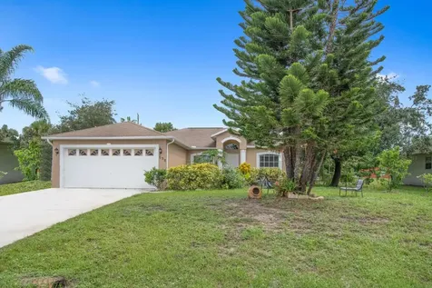 638 SW Mchole Avenue Port St Lucie FL 34953