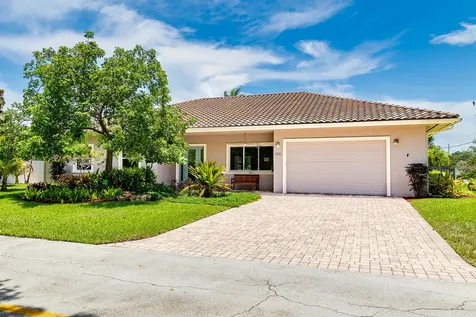 2100 NE 32nd Street Lighthouse Point FL 33064