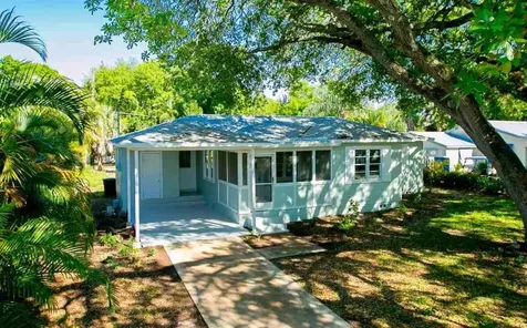 2446 17th Avenue Vero Beach FL 32960