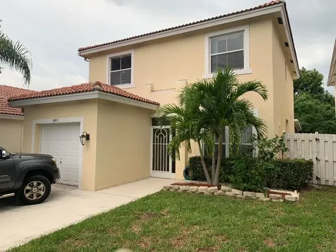 6915 Desert Inn Terrace Lake Worth FL 33463