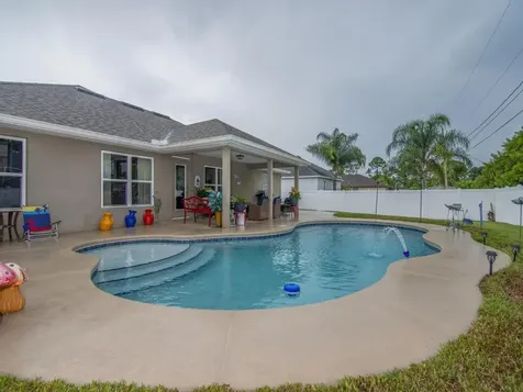 1762 SW Bonanza Street Port St Lucie FL 34953