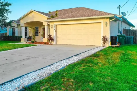 4249 SW Kazan Street Port St Lucie FL 34953
