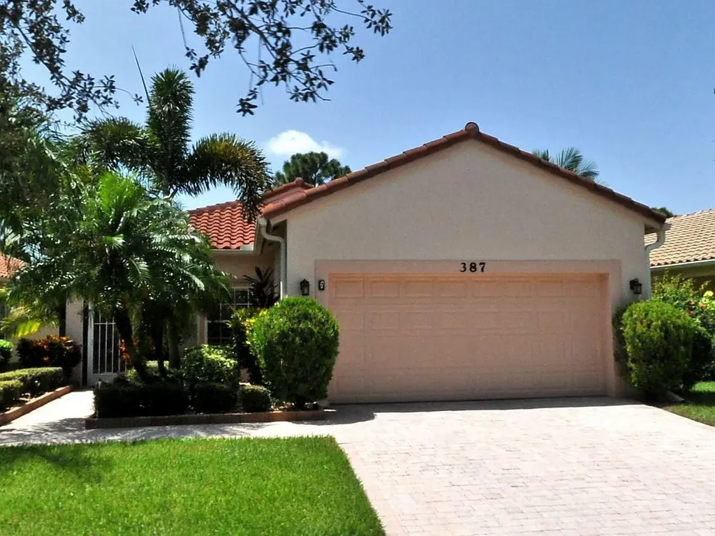 387 NW Granville Street Port St Lucie FL 34986