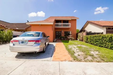9054 SW 6th Street Miami FL 33174