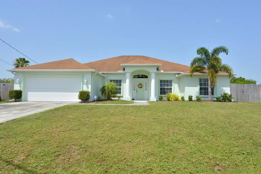 4292 SW Jame Street Port St Lucie FL 34953