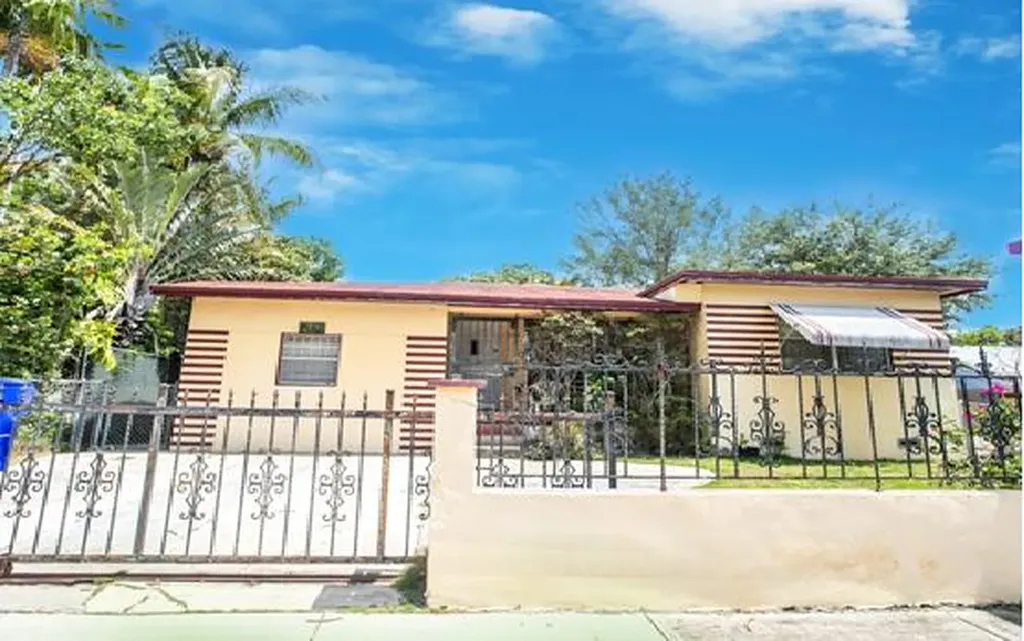 321 NW 44th Street Miami FL 33127