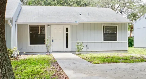 3839 Woodridge Terrace Palm Springs FL 33461