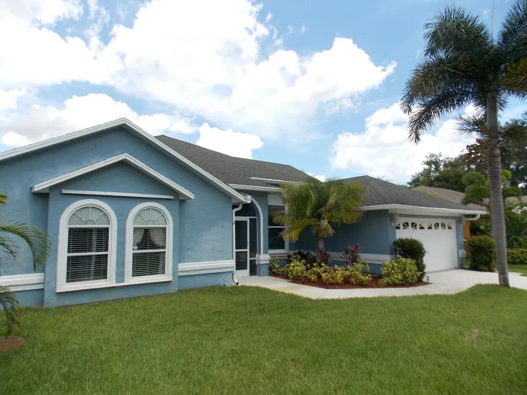 2334 SW Vardon Street Port St Lucie FL 34953