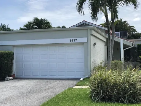 5717 Ainsley Court Boynton Beach FL 33437