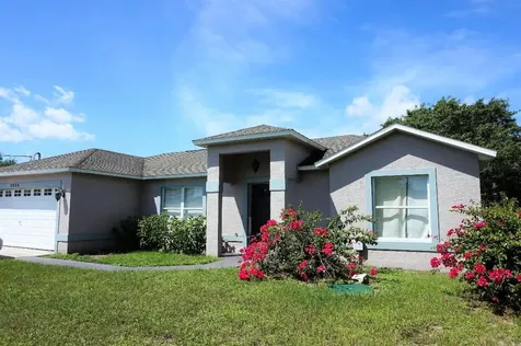 2234 SE Friendship Street Port St Lucie FL 34952