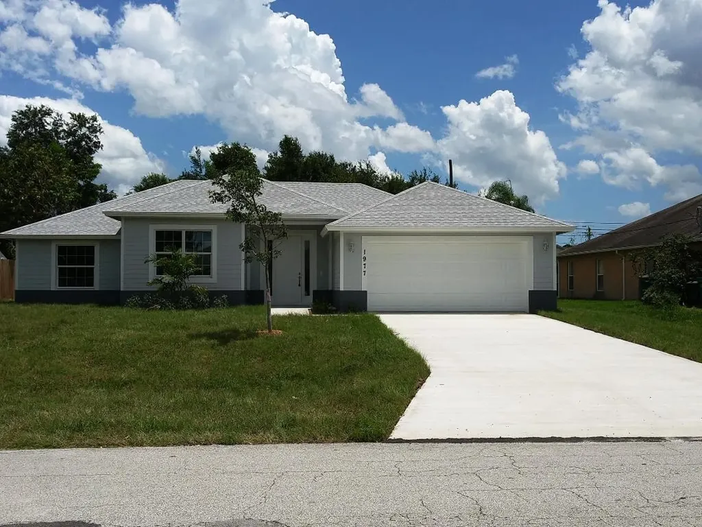 1977 SW Idaho Lane Port St Lucie FL 34953