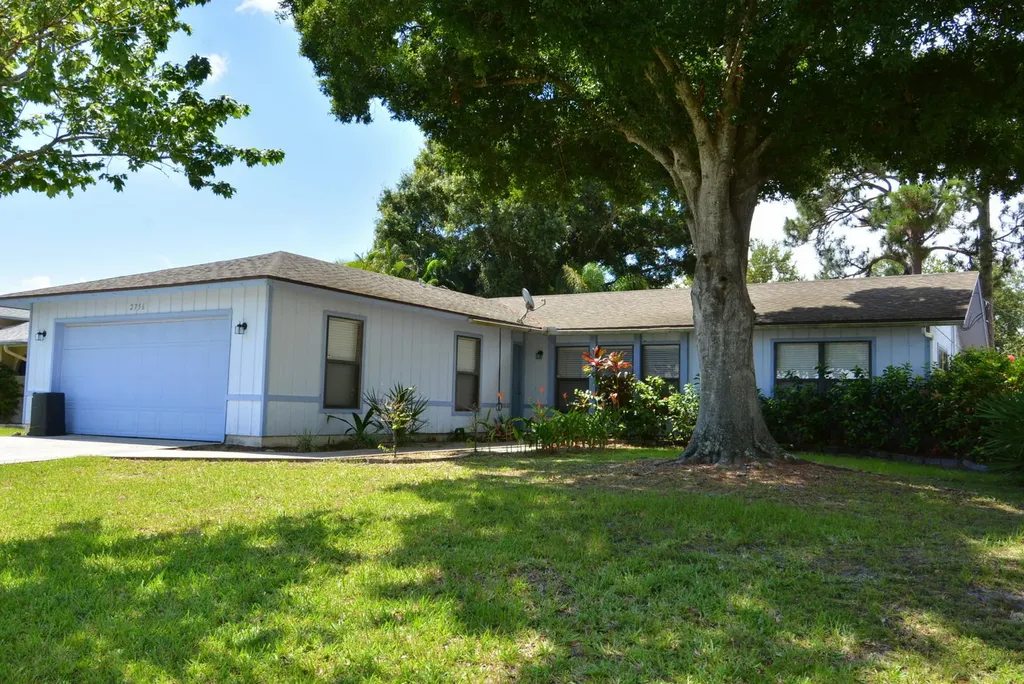 2756 SE Howell Avenue Port St Lucie FL 34952
