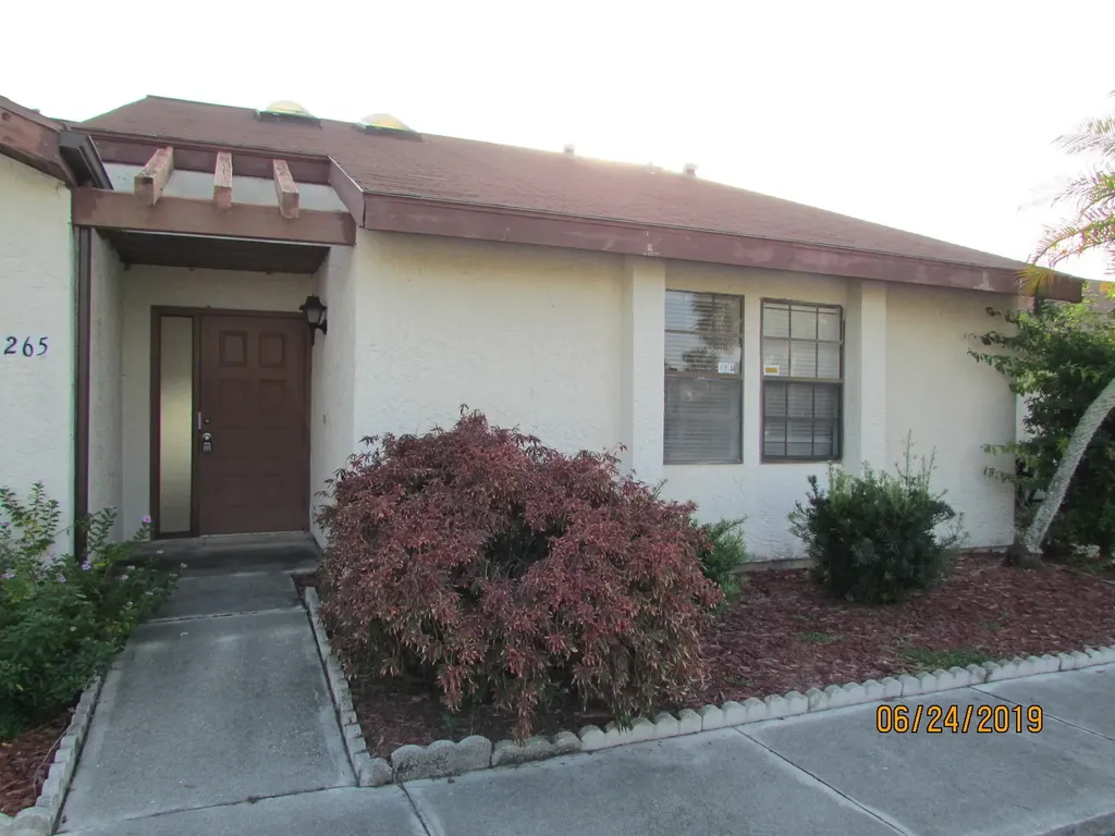 265 SW Sterret Circle Port St Lucie FL 34953