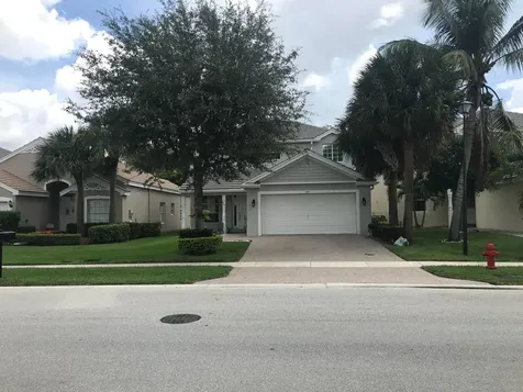 129 Berenger Walk Royal Palm Beach FL 33414