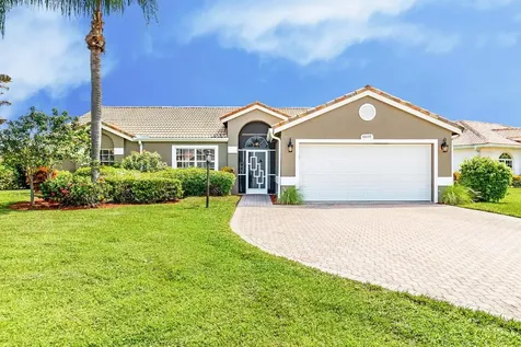 8695 Grassy Isle Trail Lake Worth FL 33467