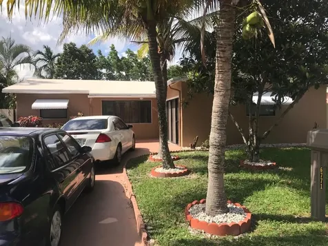 6771 Freedom Street Hollywood FL 33024
