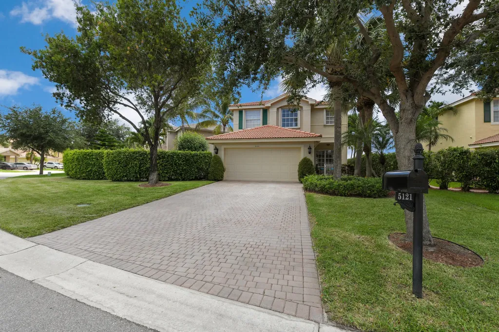 5121 Aurora Lake Circle Greenacres FL 33463