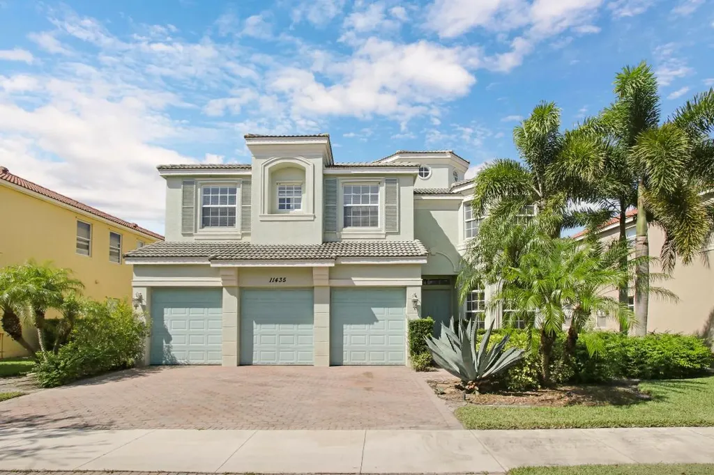 11435 SW Hillcrest Circle Port St Lucie FL 34987