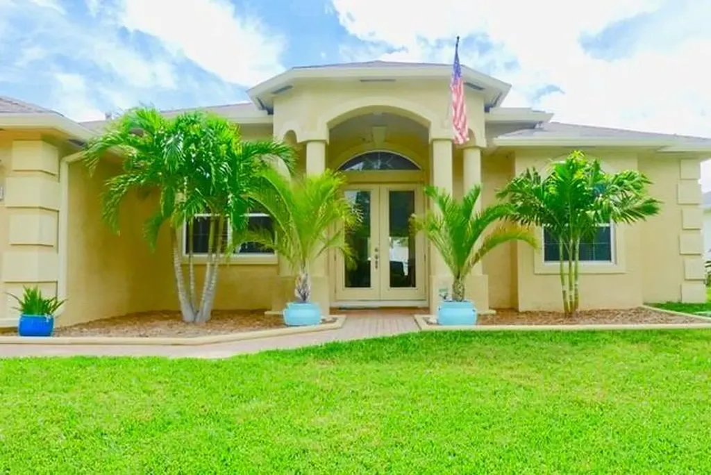 176 SW Euler Avenue Port St Lucie FL 34953