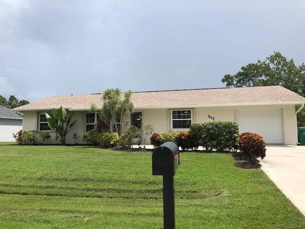 548 SW Buswell Avenue Port St Lucie FL 34983