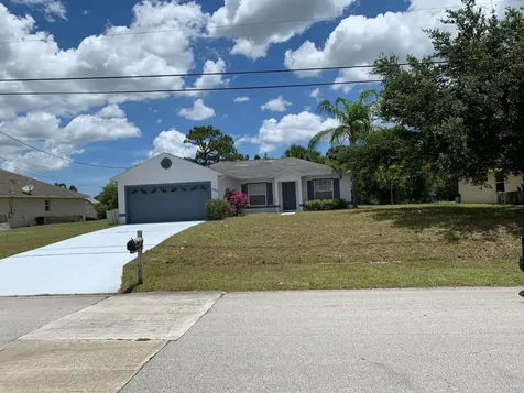 2301 SW Susset Lane Port St Lucie FL 34953