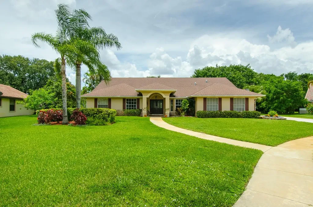 15470 Softwood Court Wellington FL 33414