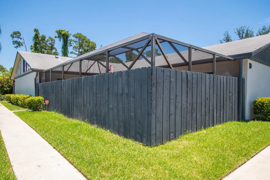 1020 Summit Trail Circle West Palm Beach FL 33415