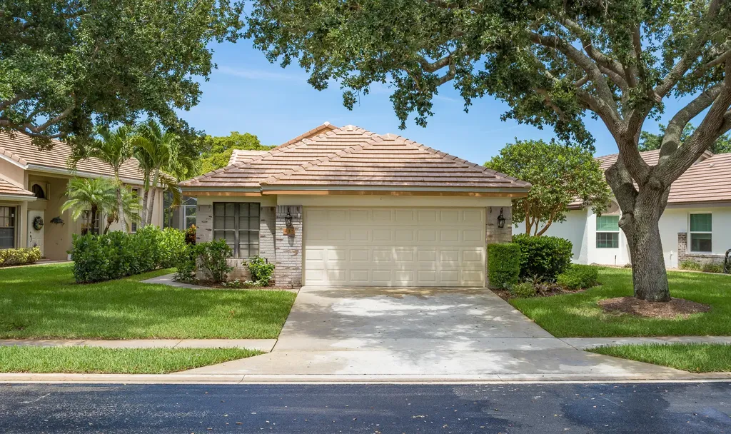 435 Sherwood Forest Drive Delray Beach FL 33445