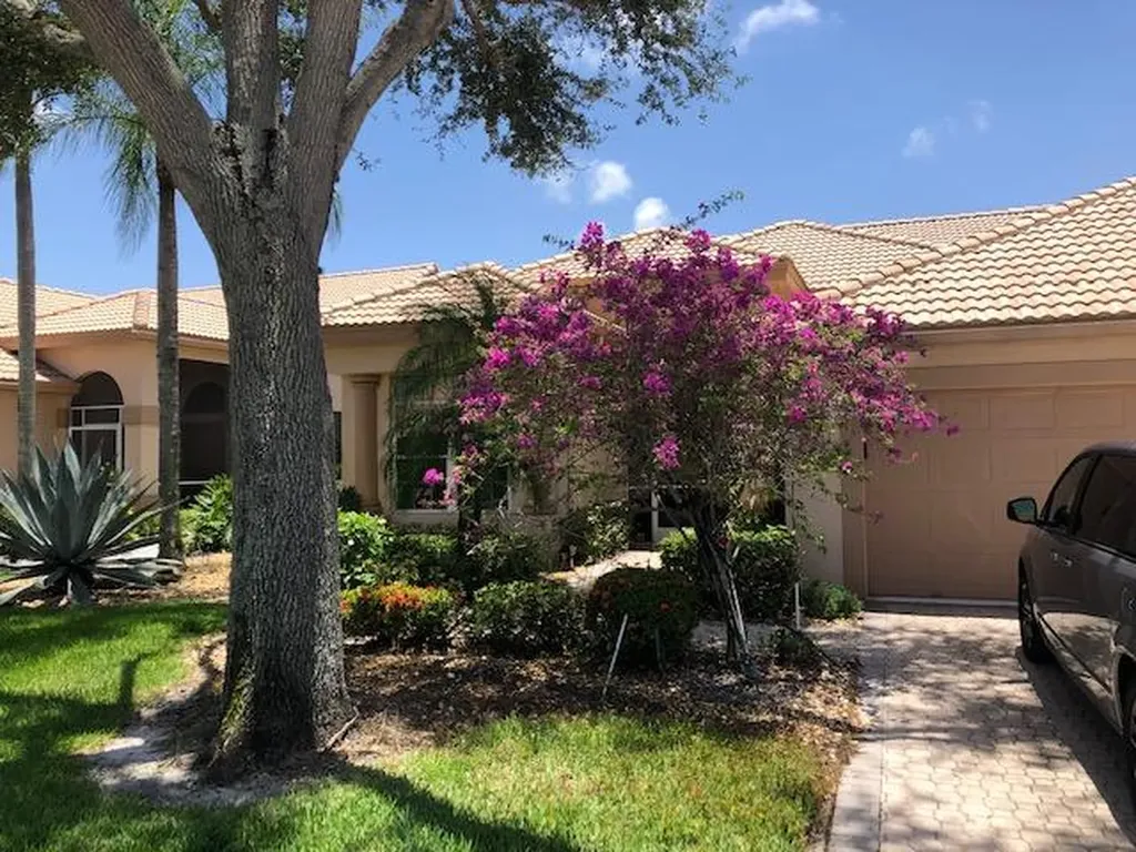 8957 Shoal Creek Lane Boynton Beach FL 33472