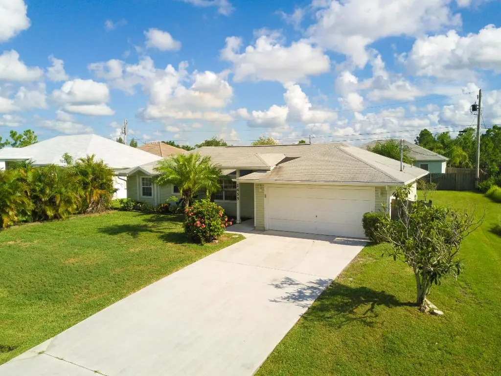 2455 SW Santana Avenue Port St Lucie FL 34953