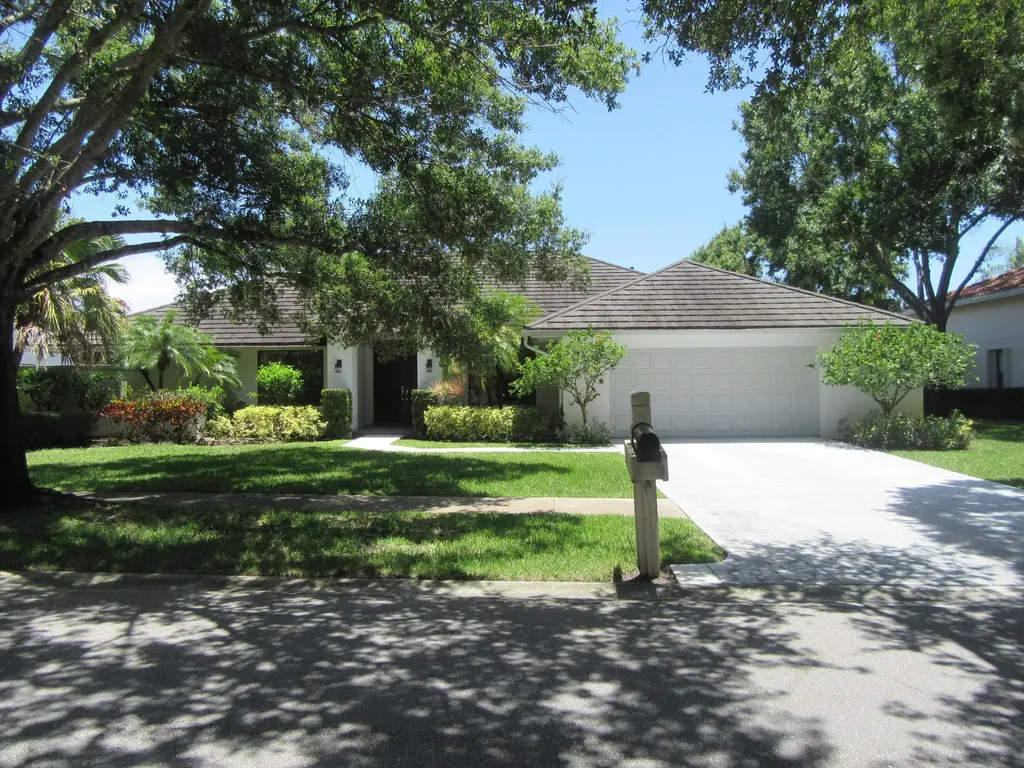 6642 Winding Lake Drive Jupiter FL 33458