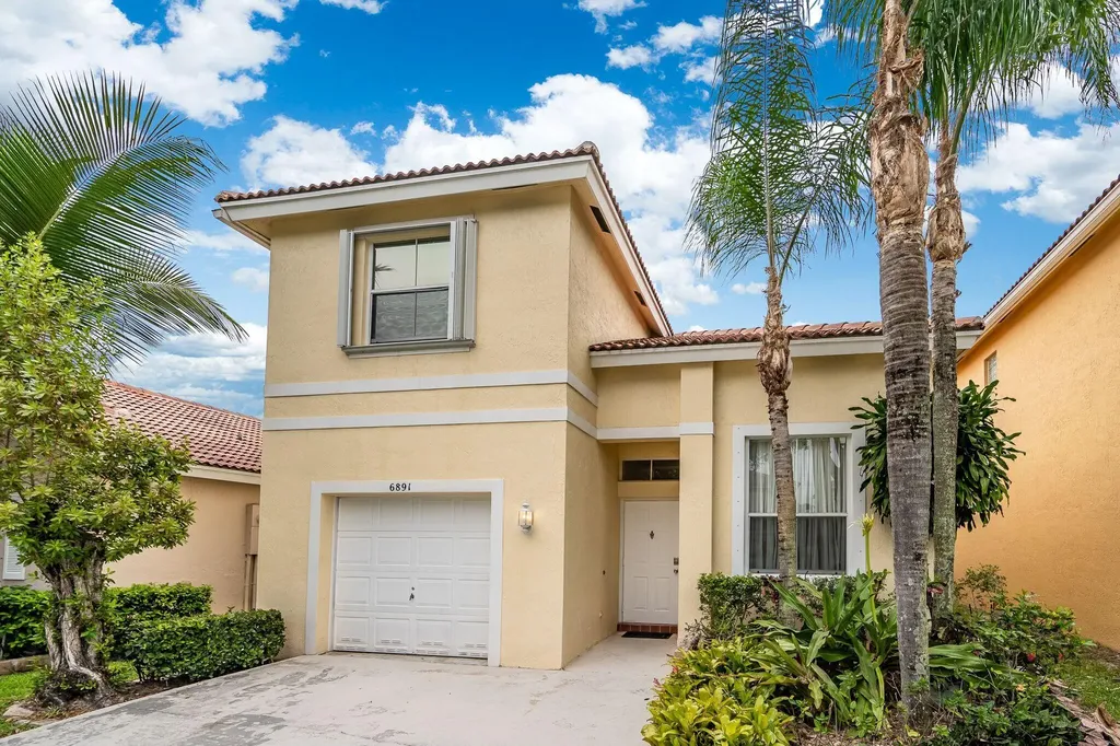 6891 Desert Inn Terrace Lake Worth FL 33463