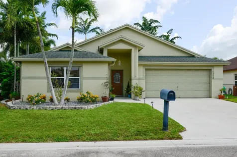 1228 Baycourt Isle Greenacres FL 33413