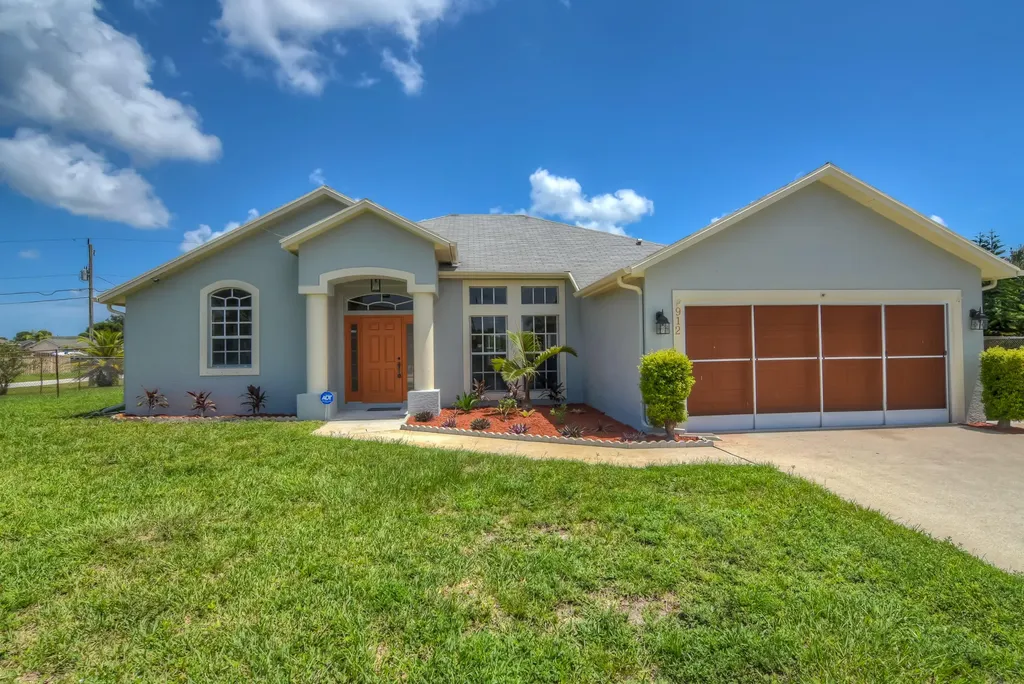 912 SW Haas Avenue Port St Lucie FL 34953