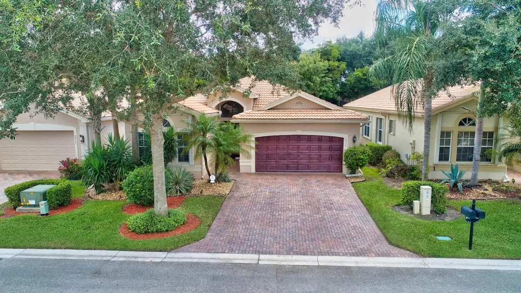 6924 Belmont Shore Drive Delray Beach FL 33446