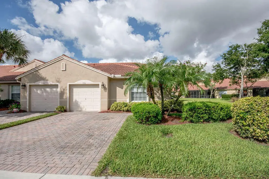 5114 Toscana Trail Boynton Beach FL 33437
