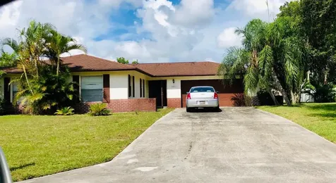 8642 SE Sandcastle Circle Hobe Sound FL 33455