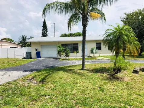 1651 NE 31st Court Pompano Beach FL 33064