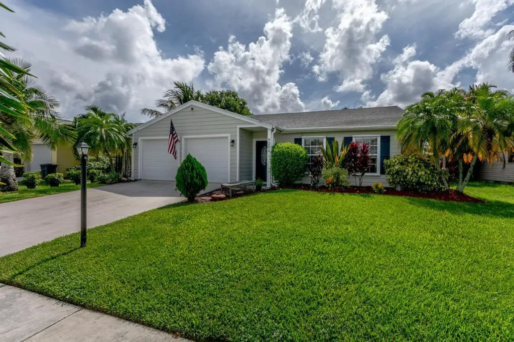 5254 Harwood Lane Lake Worth FL 33467
