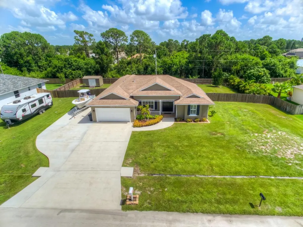 1425 SW Iffla Avenue Port St Lucie FL 34953