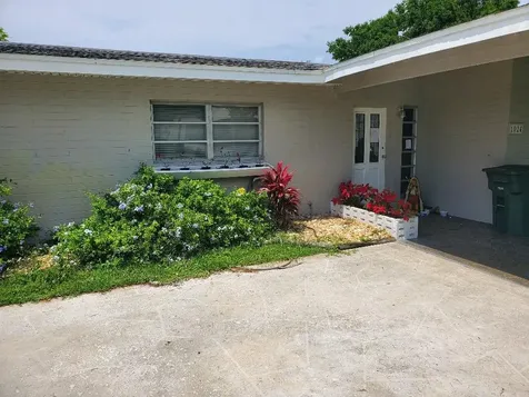 1024 Trinidad Avenue Fort Pierce FL 34982