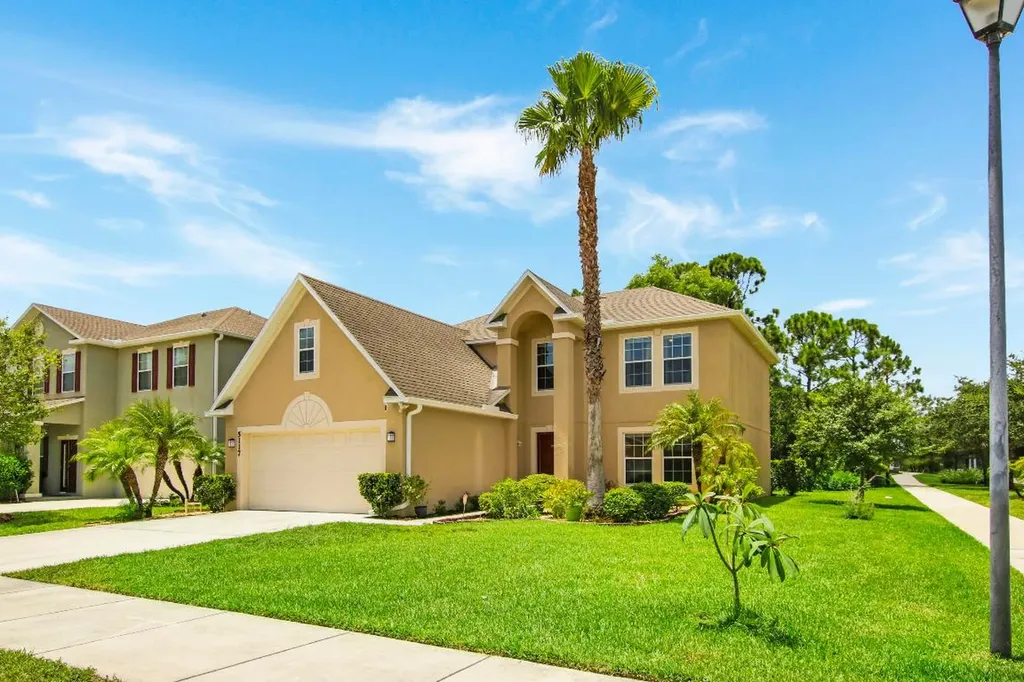 5117 NW Wisk Fern Circle Port St Lucie FL 34986