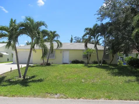 6594 Massachusetts Drive Lake Worth FL 33462