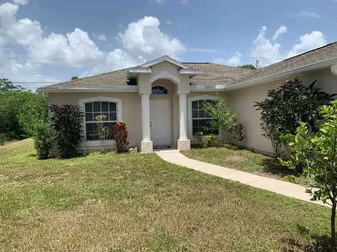 8435 97th Court Vero Beach FL 32967