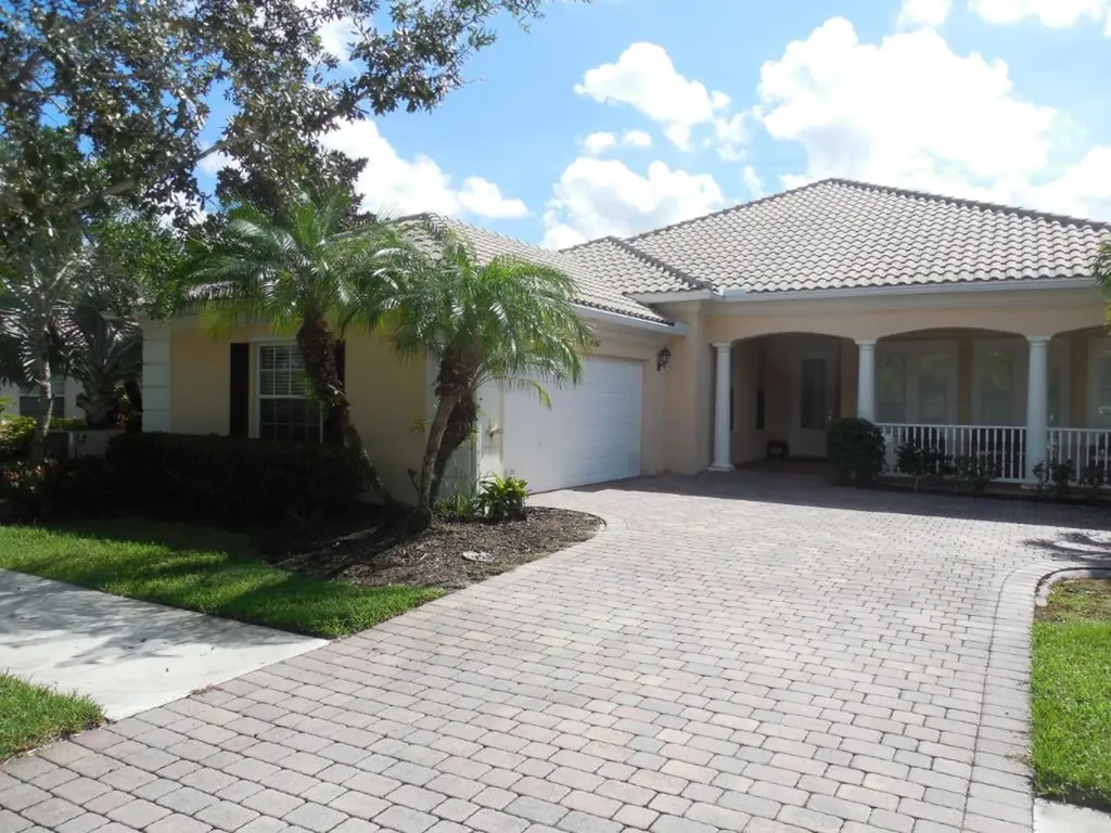 4097 SE Maryhill Place Hobe Sound FL 33455