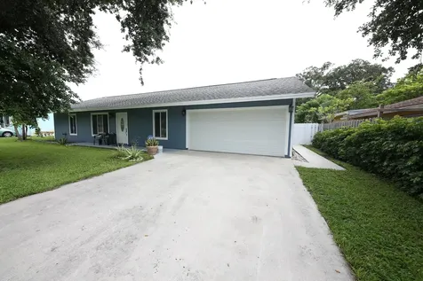 3344 Hurricane Drive Lake Worth FL 33462
